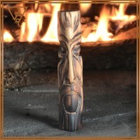 Wooden figurine (HH-DP-79)